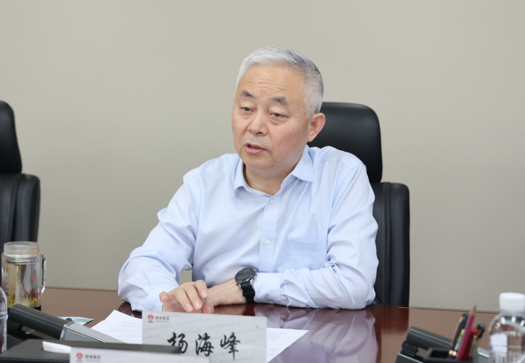 中國鋼鐵工業(yè)協(xié)會(huì)黨委副書記、副會(huì)長兼秘書長姜維來陜鋼集團(tuán)座談交流