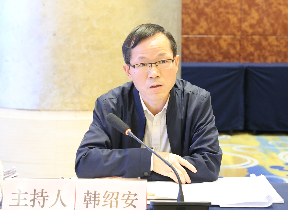 楊冠軍：要堅持結構優(yōu)化調整，立足我省現(xiàn)狀、前瞻布局未來——省鋼鐵深加工產業(yè)鏈調研座談會在陜鋼集團召開