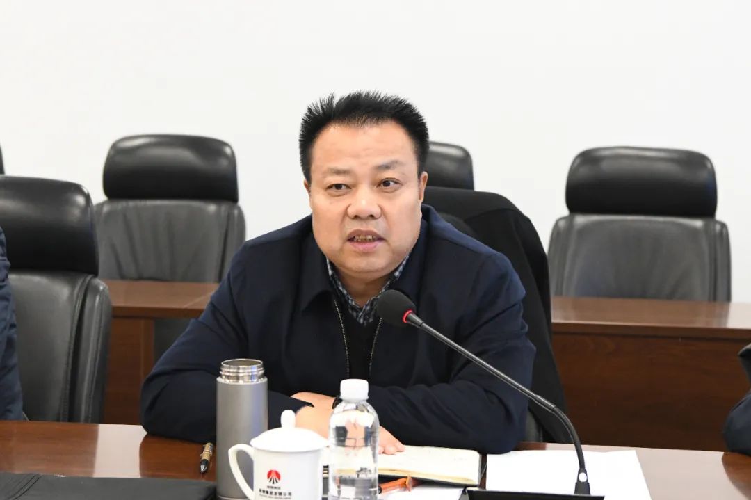 寶雞石油鋼管公司、延長(zhǎng)石油物資集團(tuán)與陜鋼集團(tuán)聯(lián)合召開石油鋼管項(xiàng)目工作會(huì)