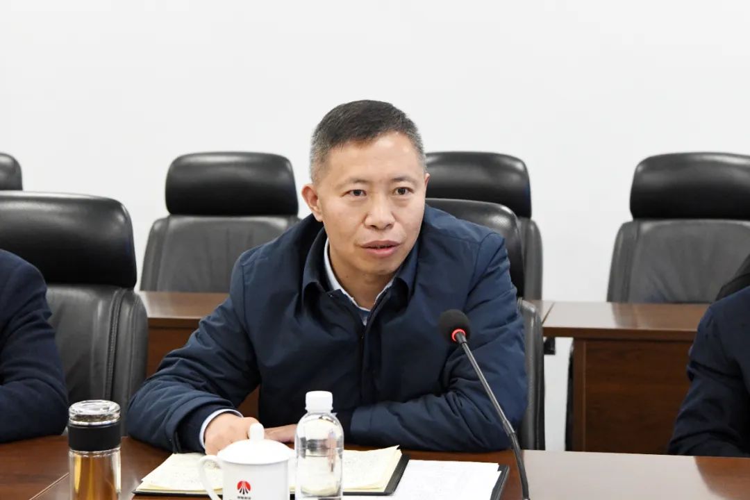 寶雞石油鋼管公司、延長(zhǎng)石油物資集團(tuán)與陜鋼集團(tuán)聯(lián)合召開石油鋼管項(xiàng)目工作會(huì)