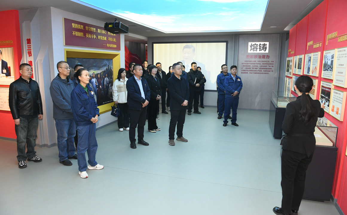 觀廉政展館，敲廉潔警鐘