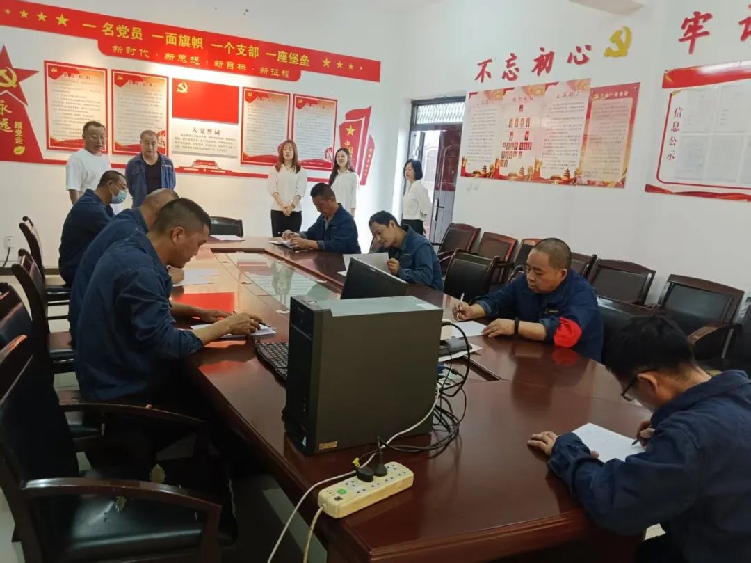 以賽促教強(qiáng)技能，以技賦能向未來